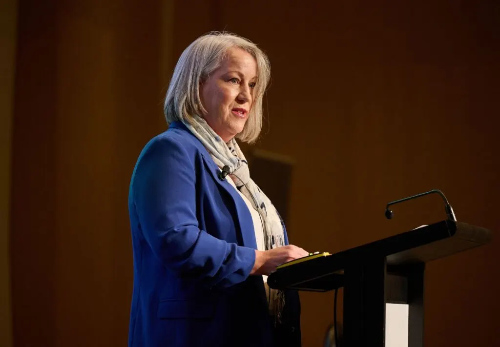 mrs bloggs suzanne burke seo perth